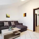 Sanja - One Bedroom 7 Водице