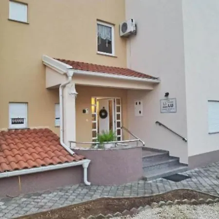 Апартаменты Sanja - One Bedroom 7 Водице