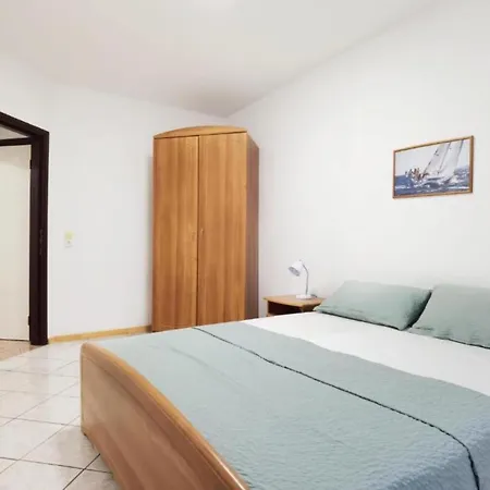 Sanja - One Bedroom 7 * Водице