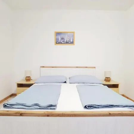 Апартаменты Sanja - One Bedroom 7 Водице