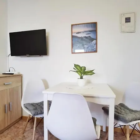 Sanja - One Bedroom 7 * Водице